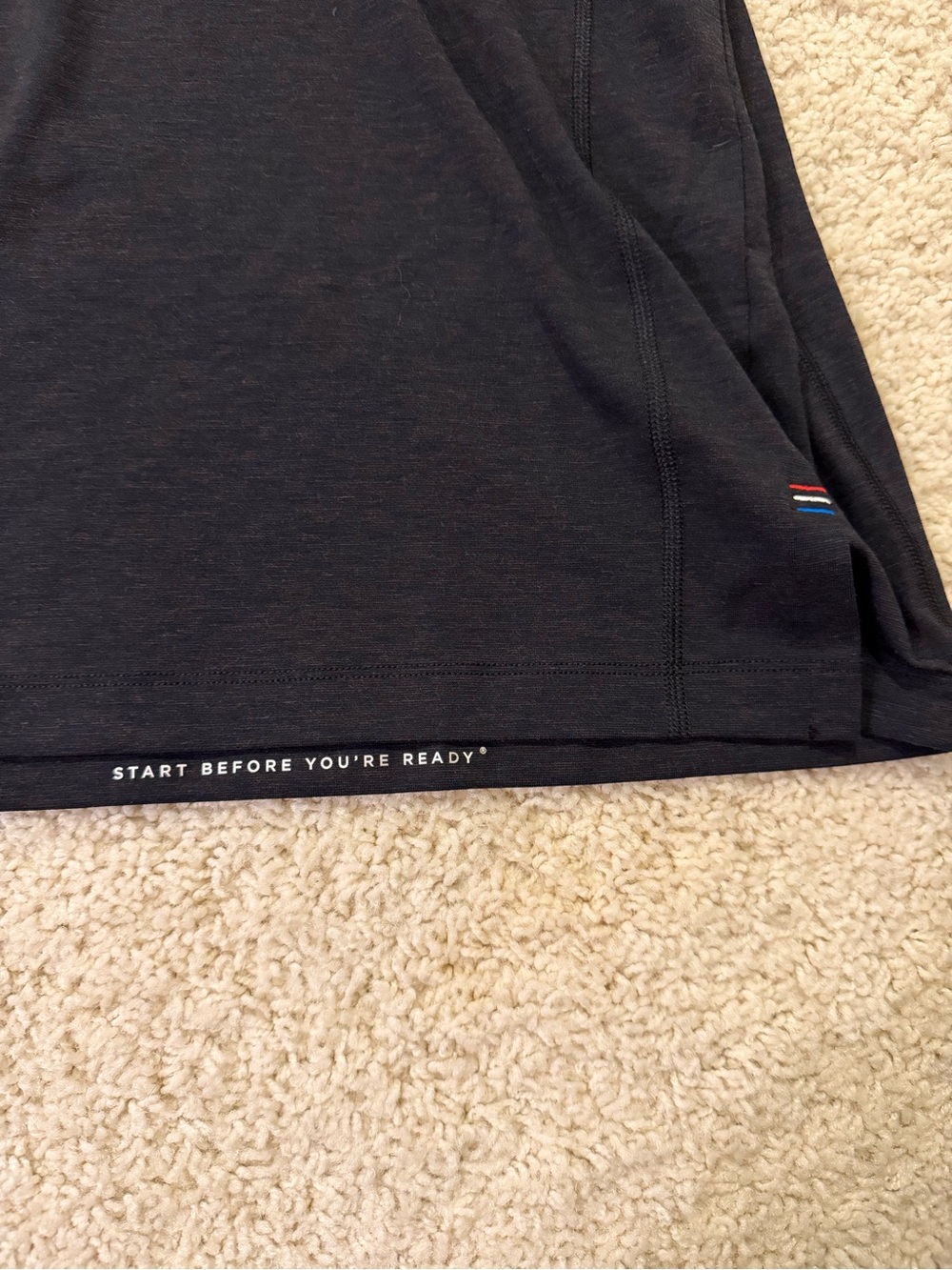 Peloton Men's black Short-Sleeve Logo Tee NET - Picture 2 of 5